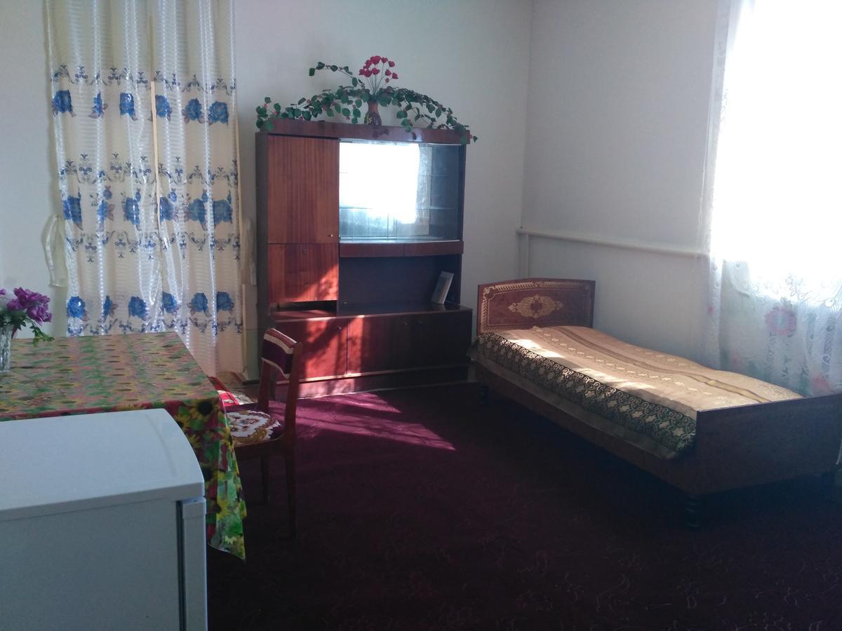 Western House Bed & Breakfast Qorowul Exterior photo